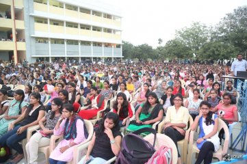 Seethamma Andaalu Raamayya Sithraalu Platinum Disc Function